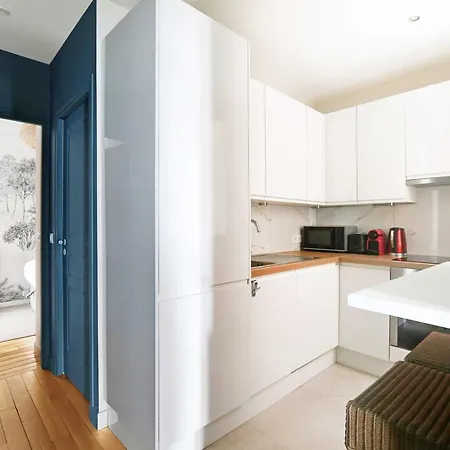 Modern -1br- 4p- Ternes * Paris